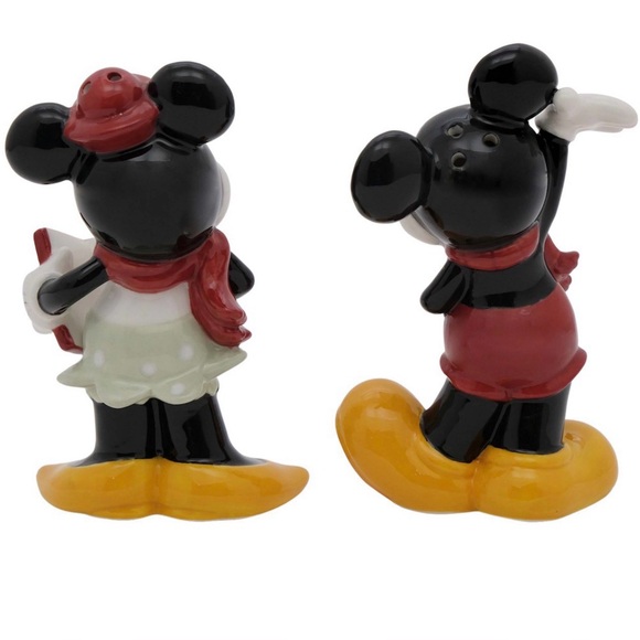 Mickey & Minnie NWT (R $25) Salt and Pepper Set - Picture 2 of 6